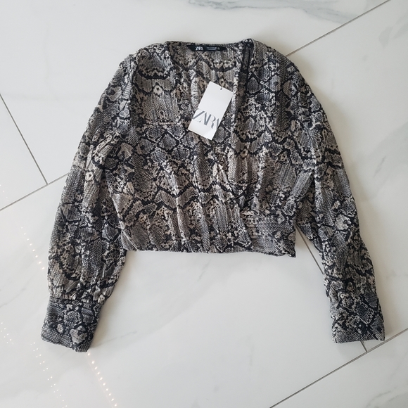 ZARA GRAY SNAKESKIN PRINT BLOUSE - Picture 10 of 13